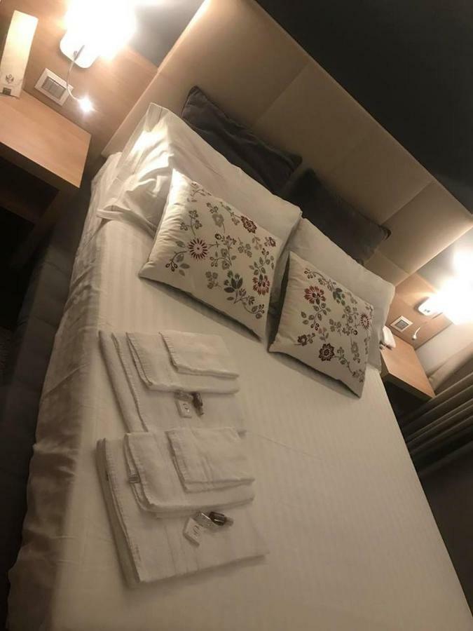Viale San Martino Bed & Breakfast Messina Eksteriør bilde